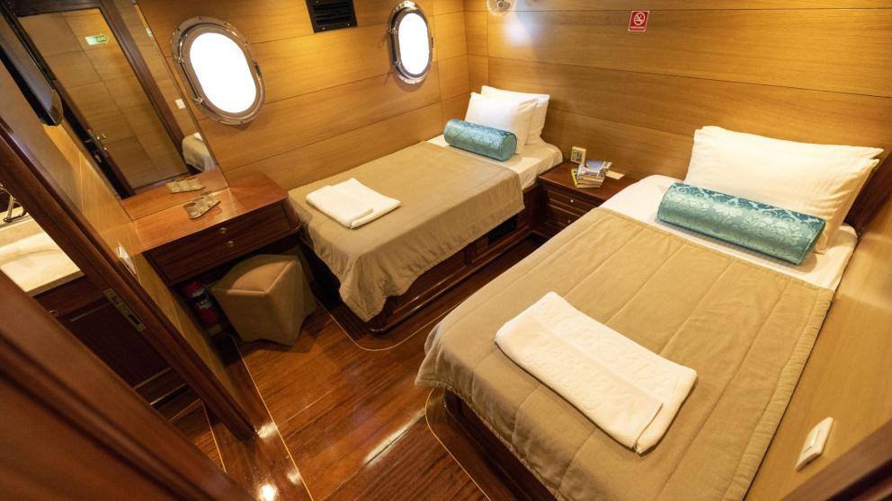 Twin guest cabin of luxury gulet Kayhan 4 image 3