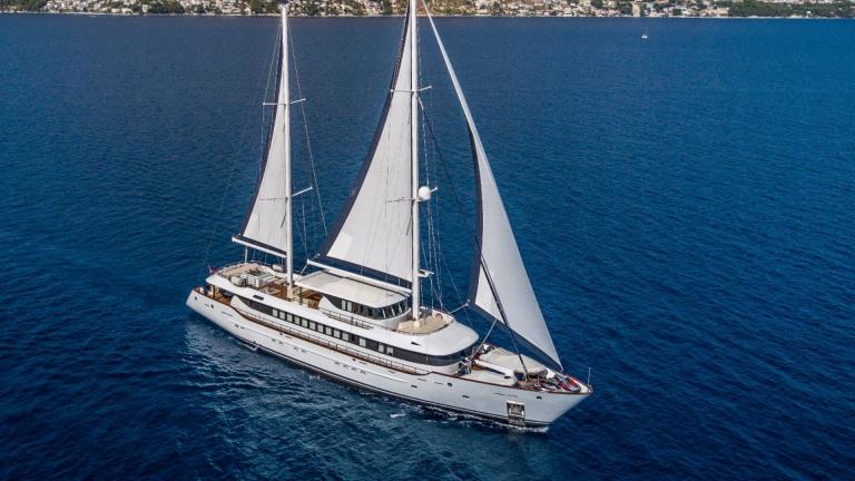Exterior view of luxury sailing yacht Omnia image 1